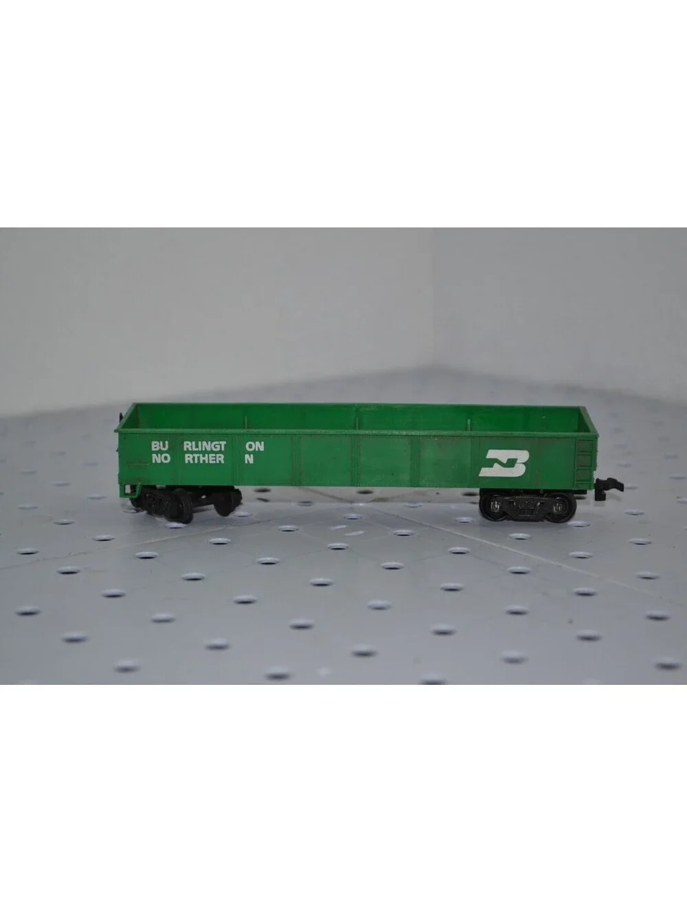 Lot of 2 TYCO Bachmann Vintage HO Union Pacific & Burlington North. Gondola Cars